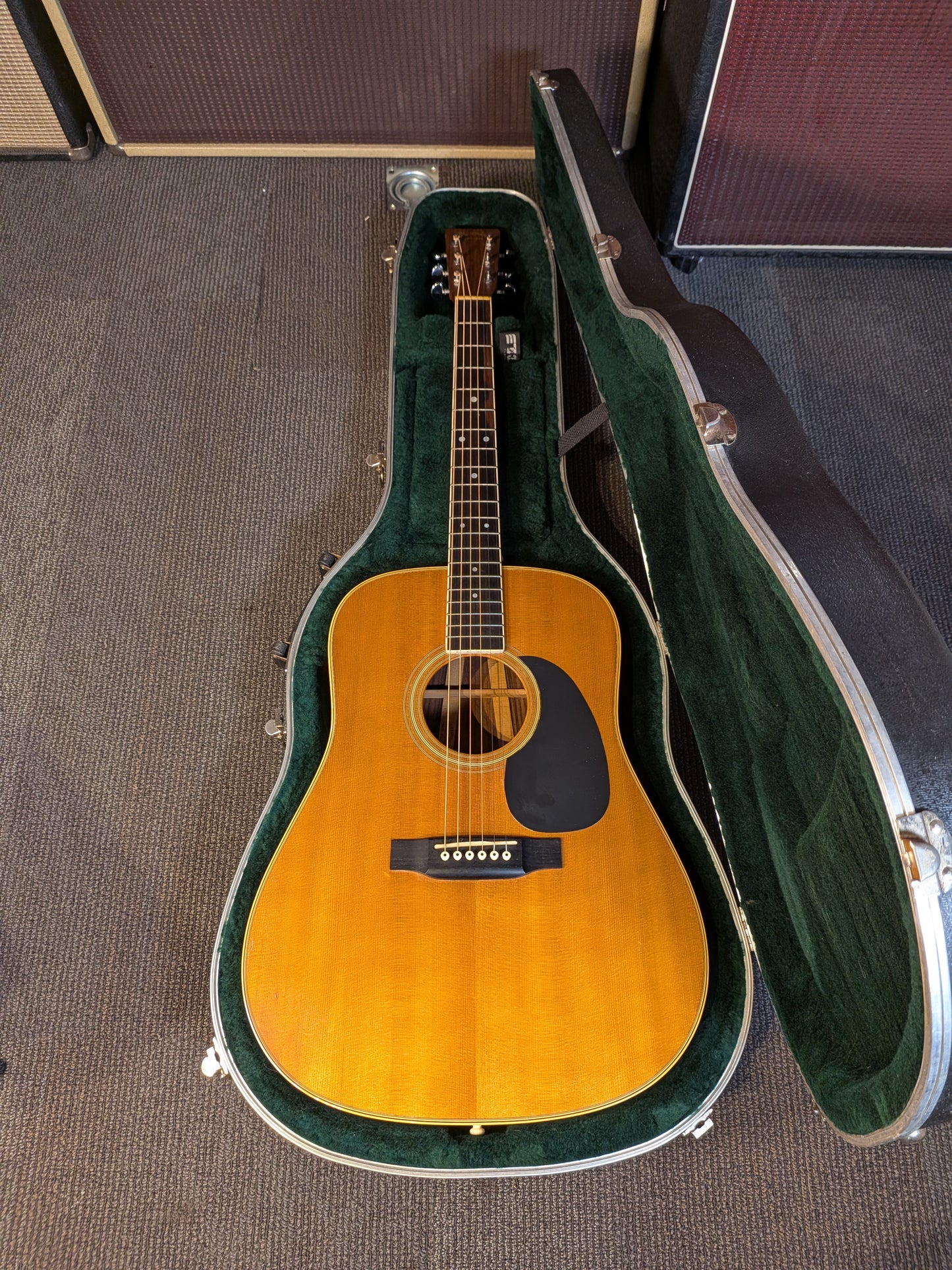 Martin D-35 Dreadnought Acoustic Guitar w/Case (2010)