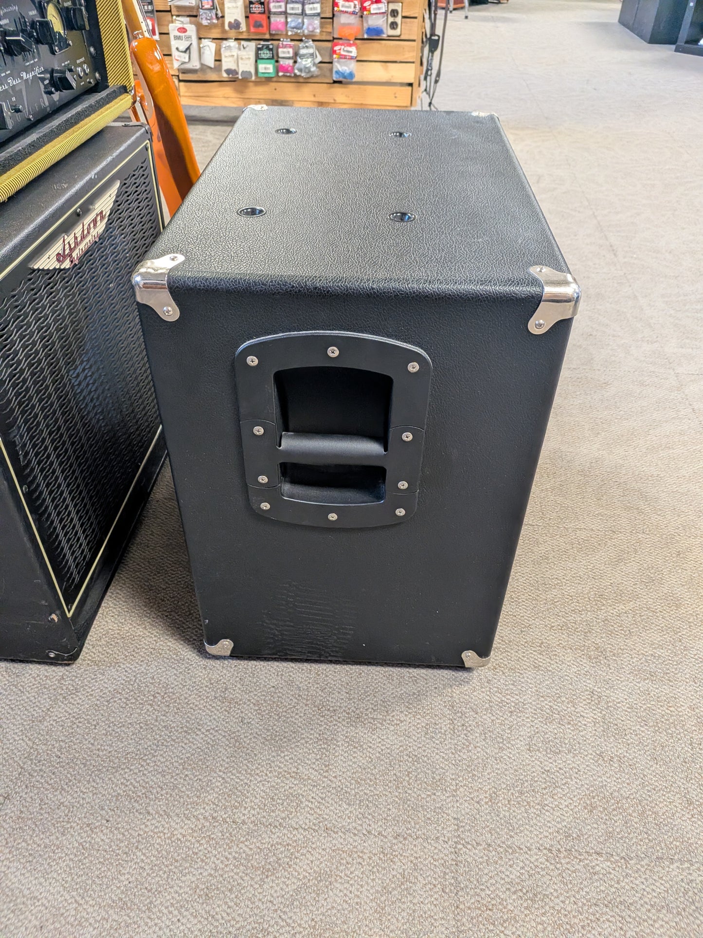 Fender Rumble 115 300w 1x15" Bass Speaker Cabinet (2018)