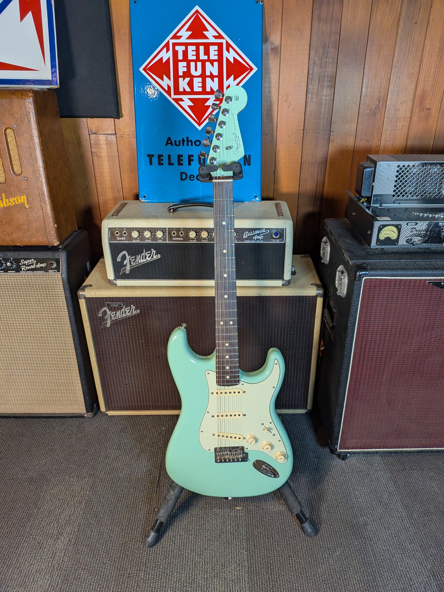 Fender Limited Edition American Professional II Stratocaster w/Case - Surf Green (2024)