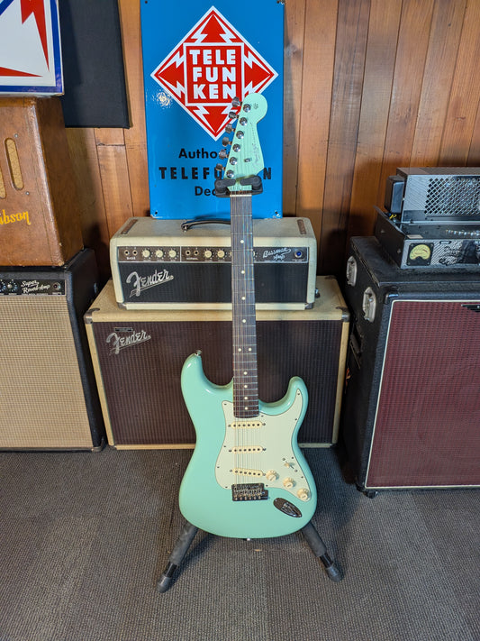 Fender Limited Edition American Professional II Stratocaster w/Case - Surf Green (2024)