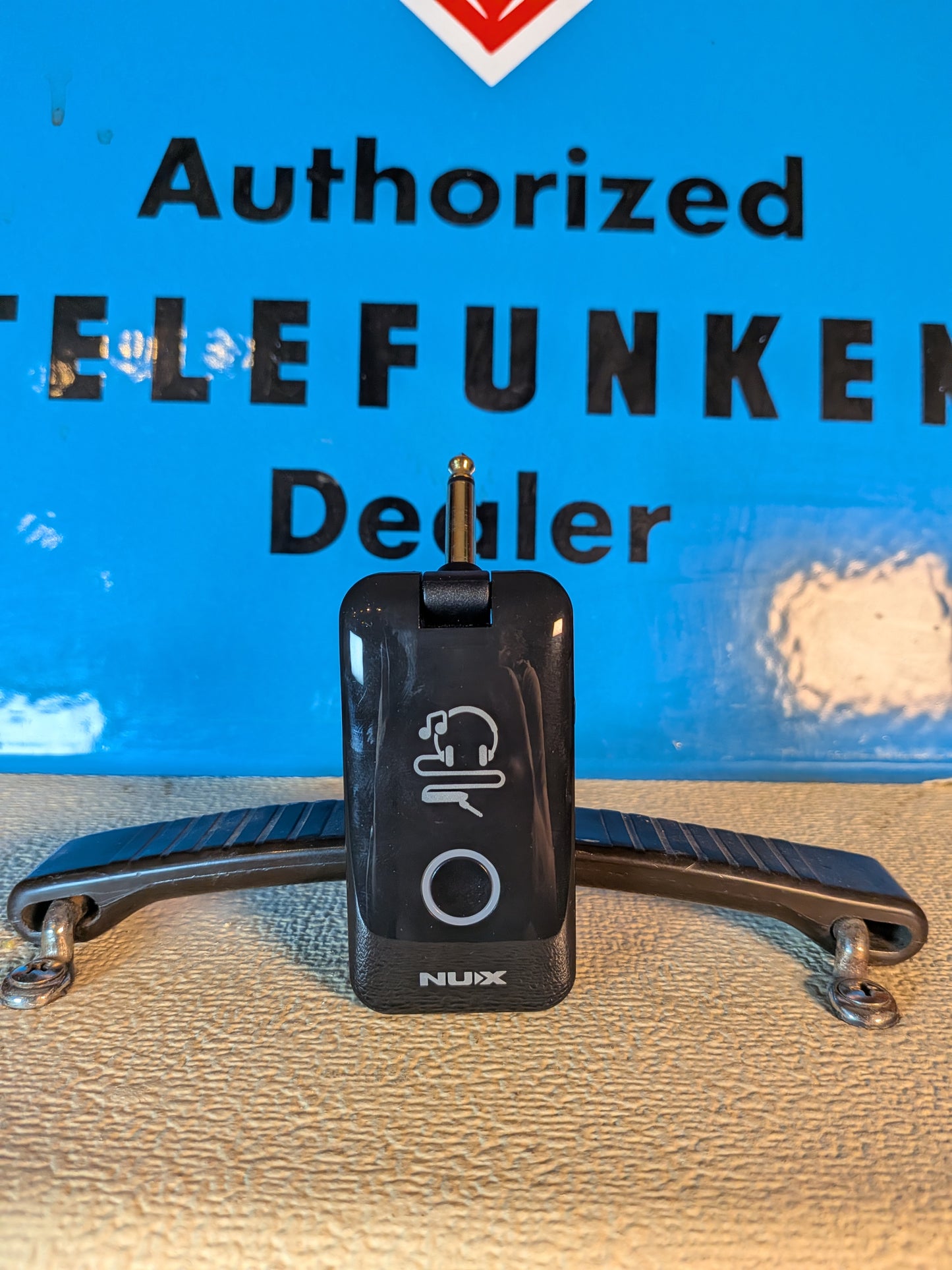 NUX MP-2 Mighty Plug Guitar & Bass Modeling Headphone Amp w/Box (Used)