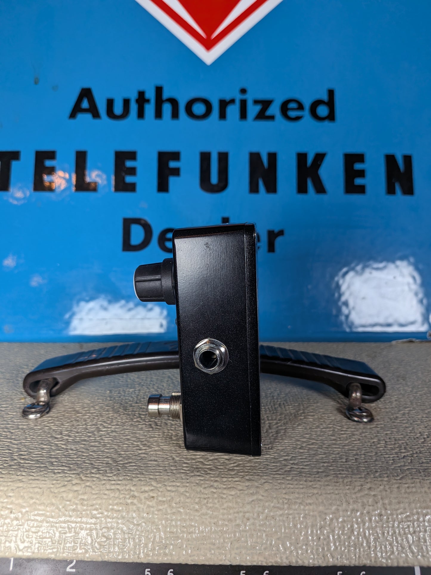 Mosky VOL Attenuator Pedal w/Box (Used)