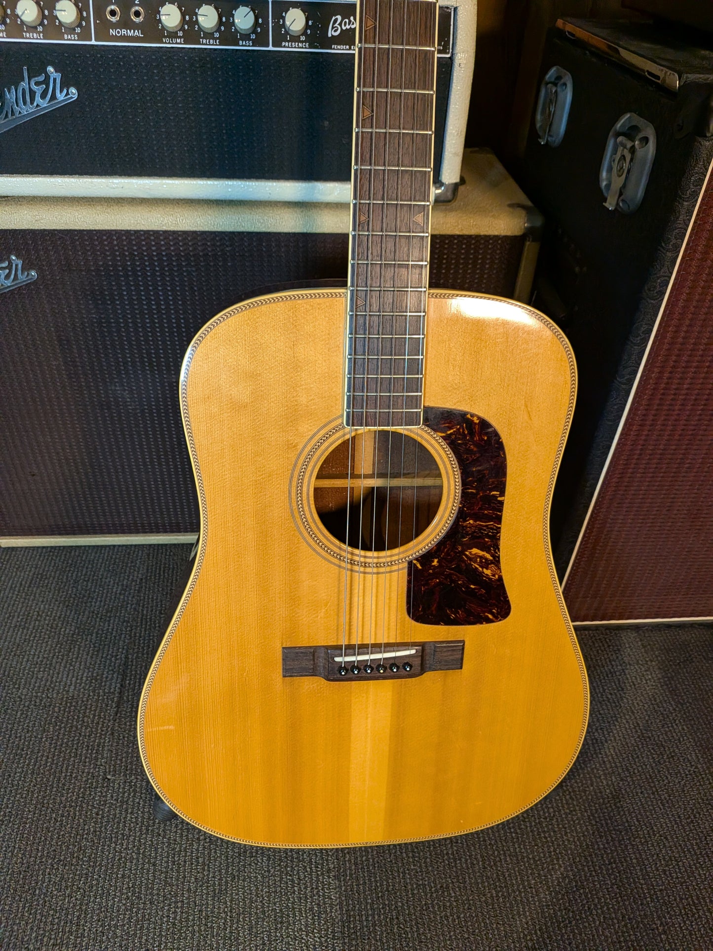 Yamaki Y40D Woodcraft Dreadnought Acoustic Guitar w/Case (Late 1970's)