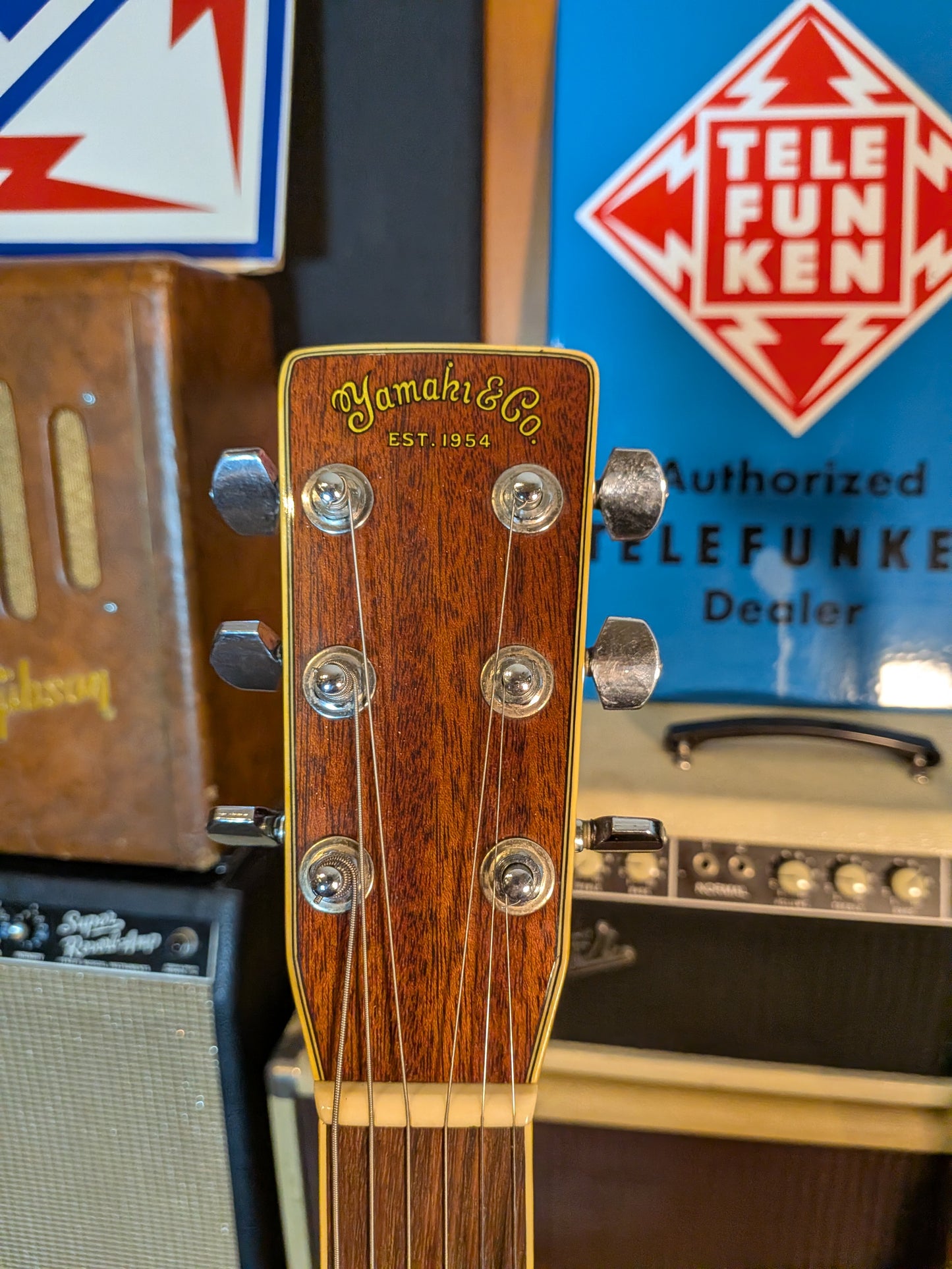 Yamaki Y40D Woodcraft Dreadnought Acoustic Guitar w/Case (Late 1970's)