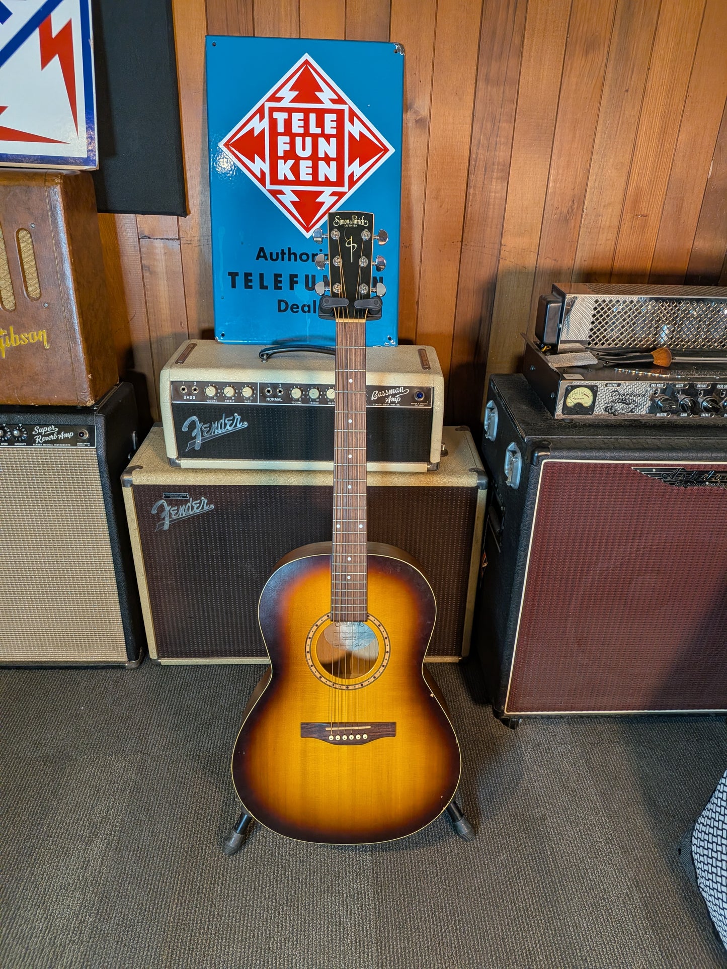 Simon & Patrick Songsmith Folk Acoustic Guitar w/Case - Sunburst (Used)