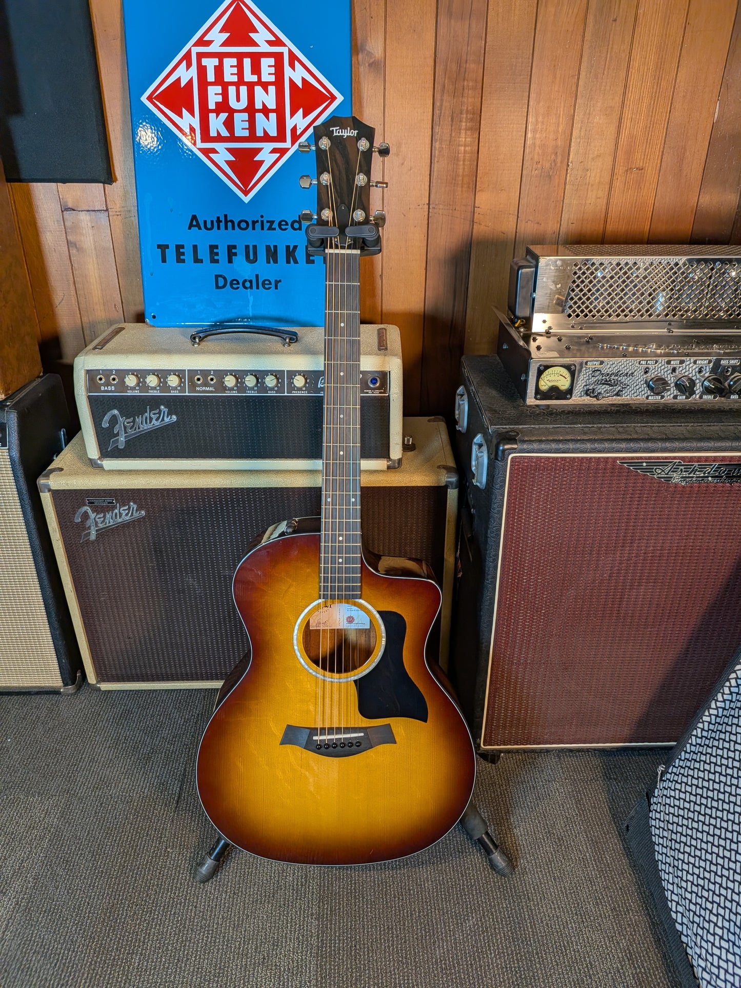Taylor 214ce-K SB Plus Acoustic/Electric Guitar w/Gig Bag - Shaded Edgeburst (2022)