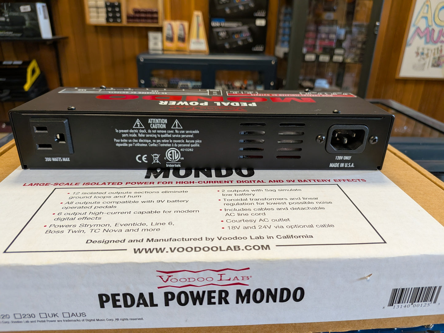 Voodoo Lab Pedal Power Mondo Power Supply w/Box & Cables (Used)