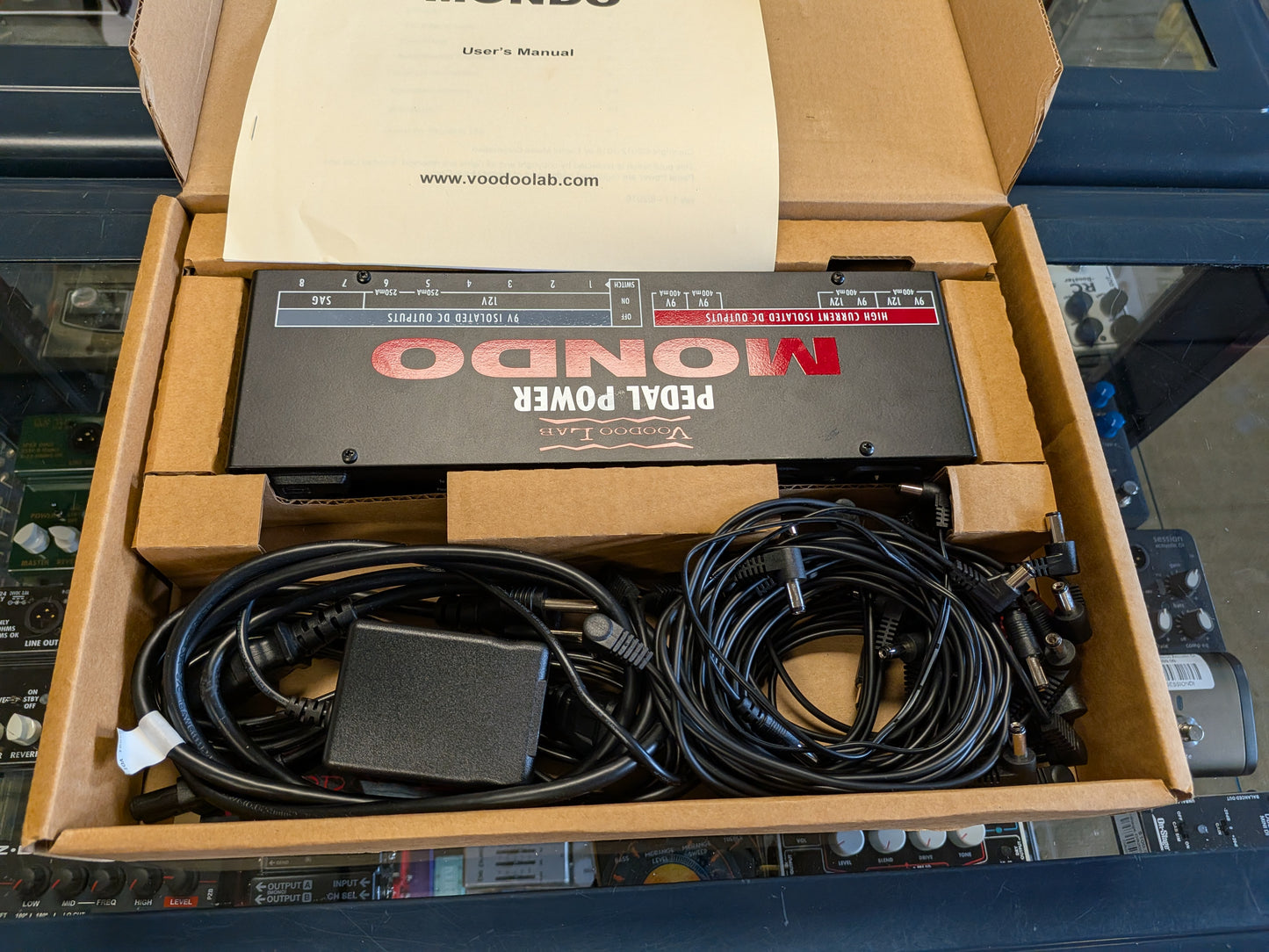 Voodoo Lab Pedal Power Mondo Power Supply w/Box & Cables (Used)
