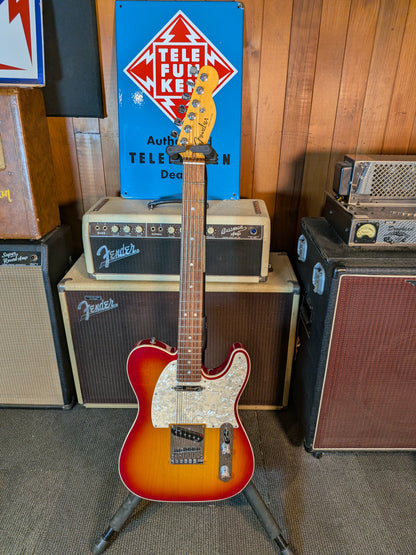 Fender American Deluxe Telecaster w/Case - Aged Cherry Burst (2014)