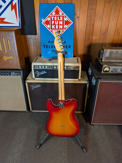 Fender American Deluxe Telecaster w/Case - Aged Cherry Burst (2014)