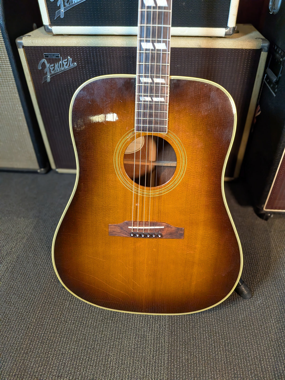 Gibson 90th Anniversary Hummingbird Acoustic Guitar w/Case (1984-1985)