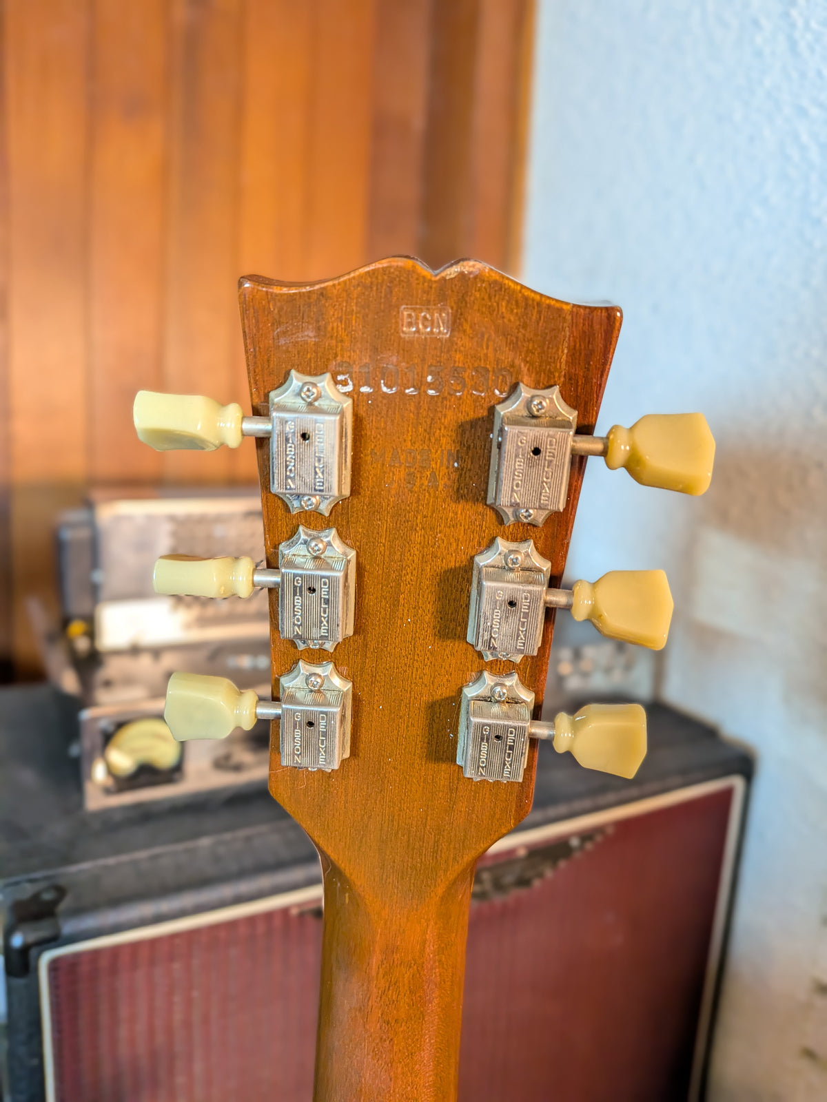 Gibson 90th Anniversary Hummingbird Acoustic Guitar w/Case (1984-1985)