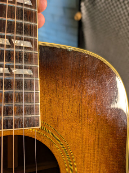 Gibson 90th Anniversary Hummingbird Acoustic Guitar w/Case (1984-1985)