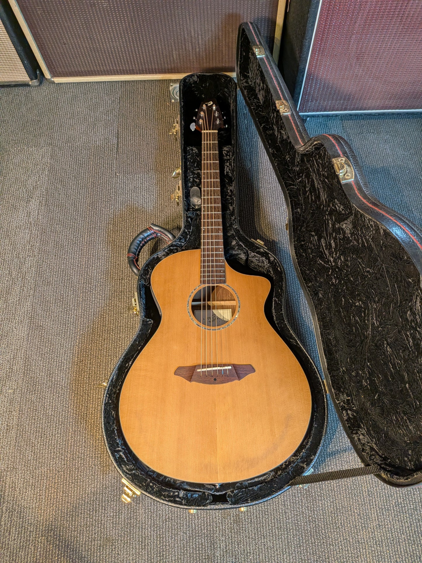 Breedlove AC250/CR Acoustic/Electric Guitar w/Case - Natural (2005)
