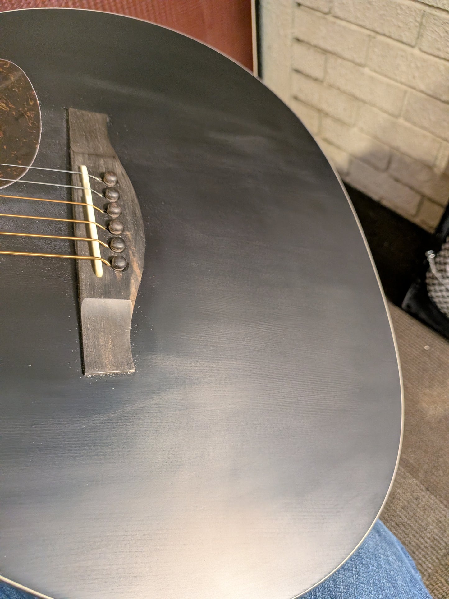 Eastman AC122-2CE Grand Auditorium Acoustic/Electrc Guitar w/Gig Bag - Satin Black (B-Stock Serial #M2230043)