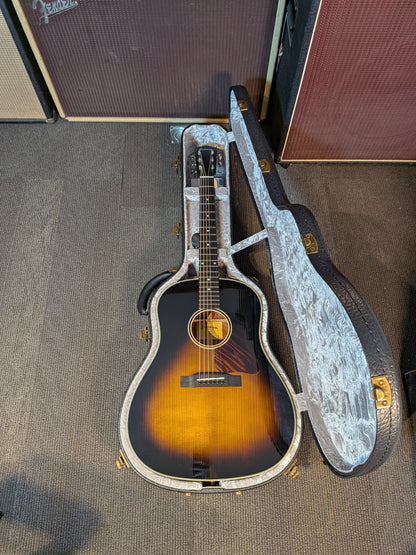 Eastman E10SS-TC Thermo Cured Slope Shoulder Dreadnought Acoustic/Electric Guitar w/Case - Sunburst (2024)