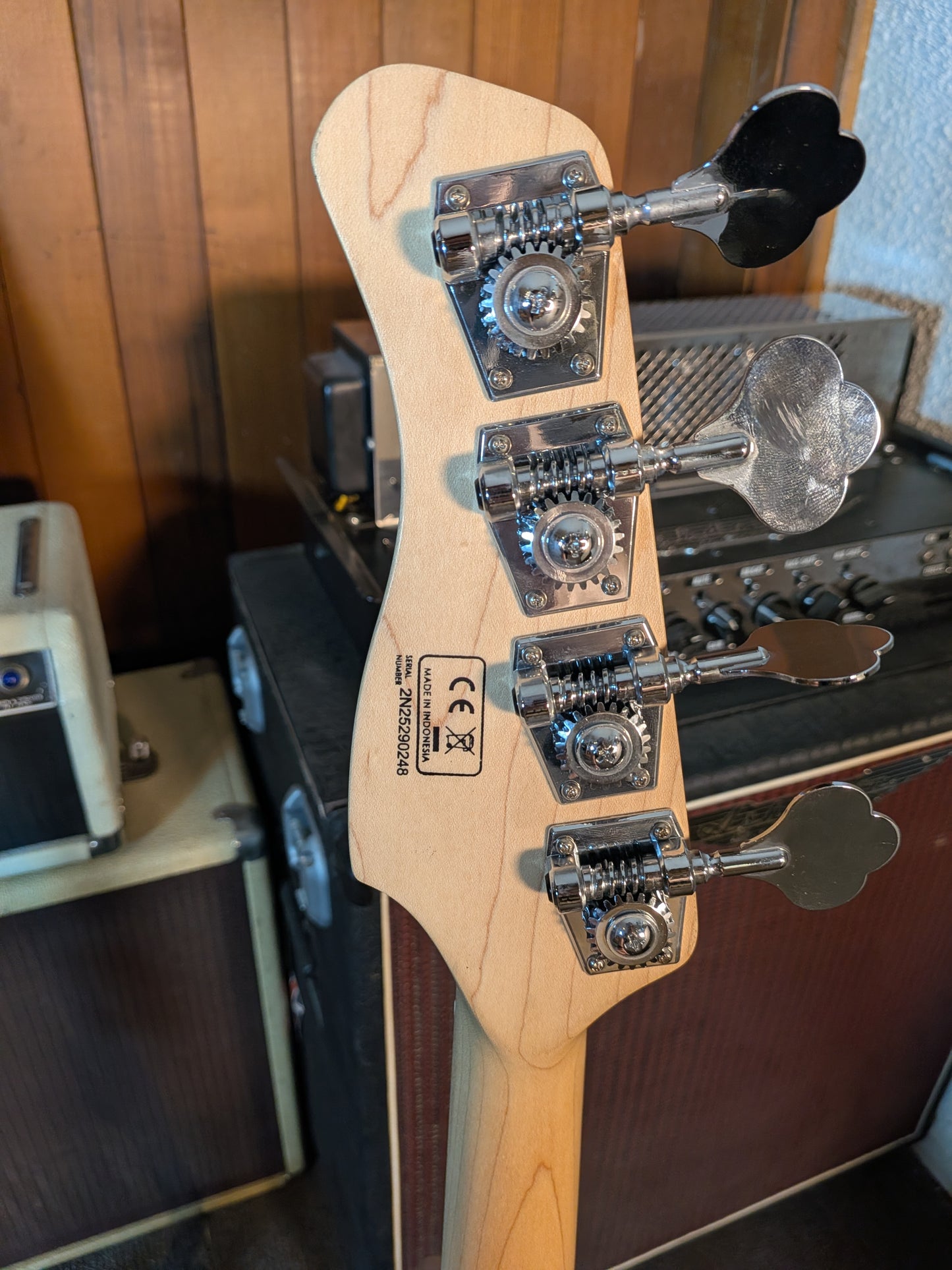 Sire Marcus Miller U5 Alder 4-String Passive Short Scale Electric Bass Guitar - Natural (Store Demo)
