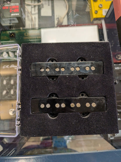 Fender Pure Vintage '74 Jazz Bass Pickup Set w/Box - Black (Used)