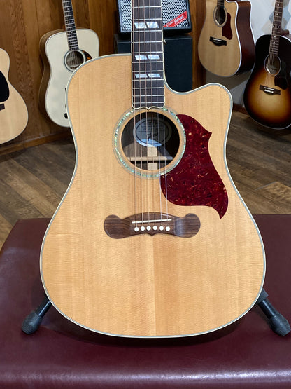 Gibson Songwriter DLX EC Studio w/Case (2012)