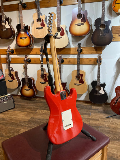 Fender Player Series Left Handed Stratocaster w/Case (2018)