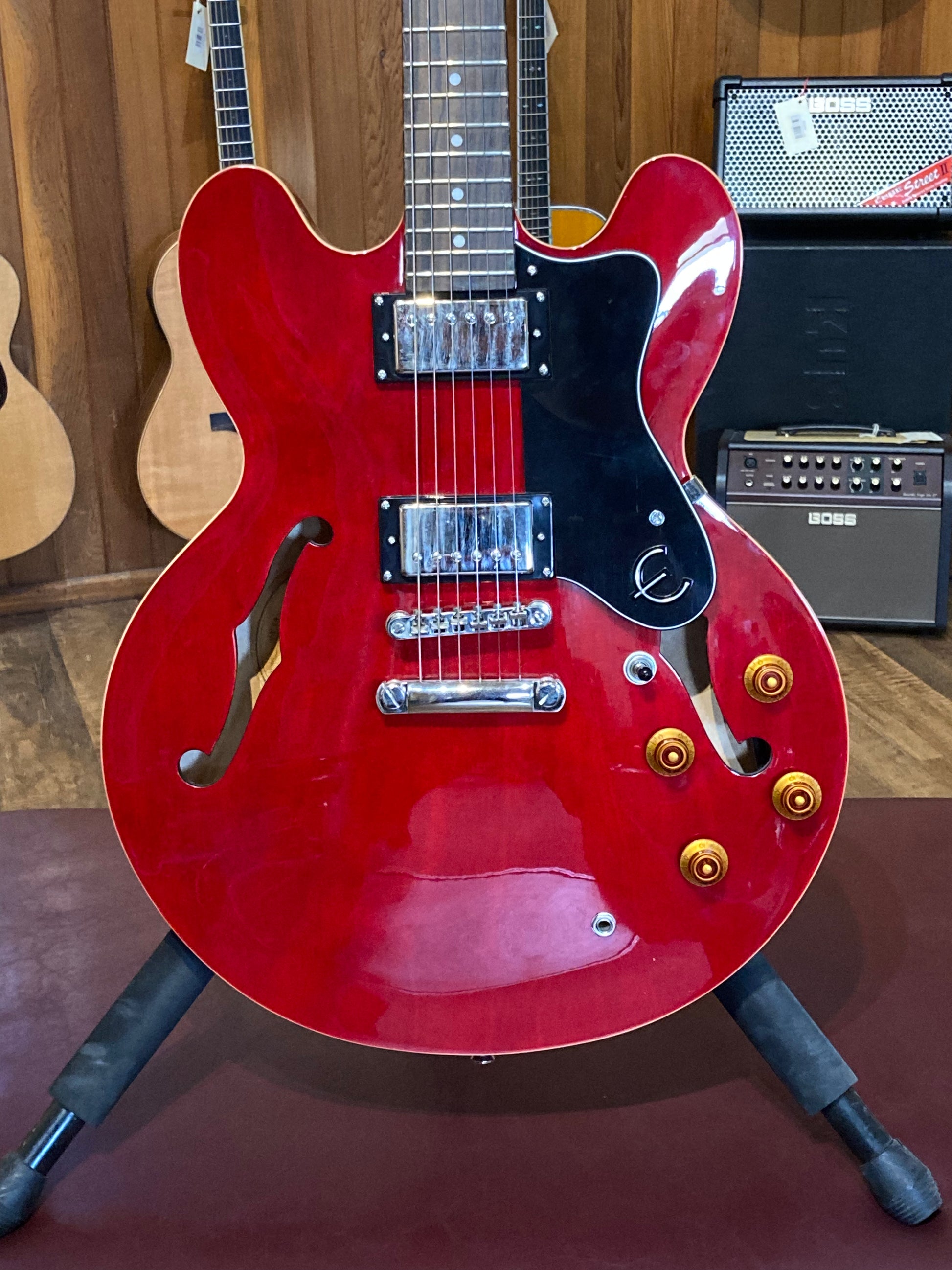 Epiphone Dot CH Hollowbody Electric Guitar w/Gig Bag (2014 Epiphone Dot CH Hollowbody Electric Guitar w/Gig Bag (2014