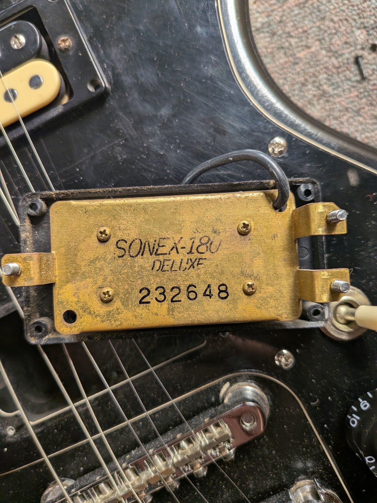 Gibson Sonex-180 Deluxe Electric Guitar w/Case - Ebony (1981