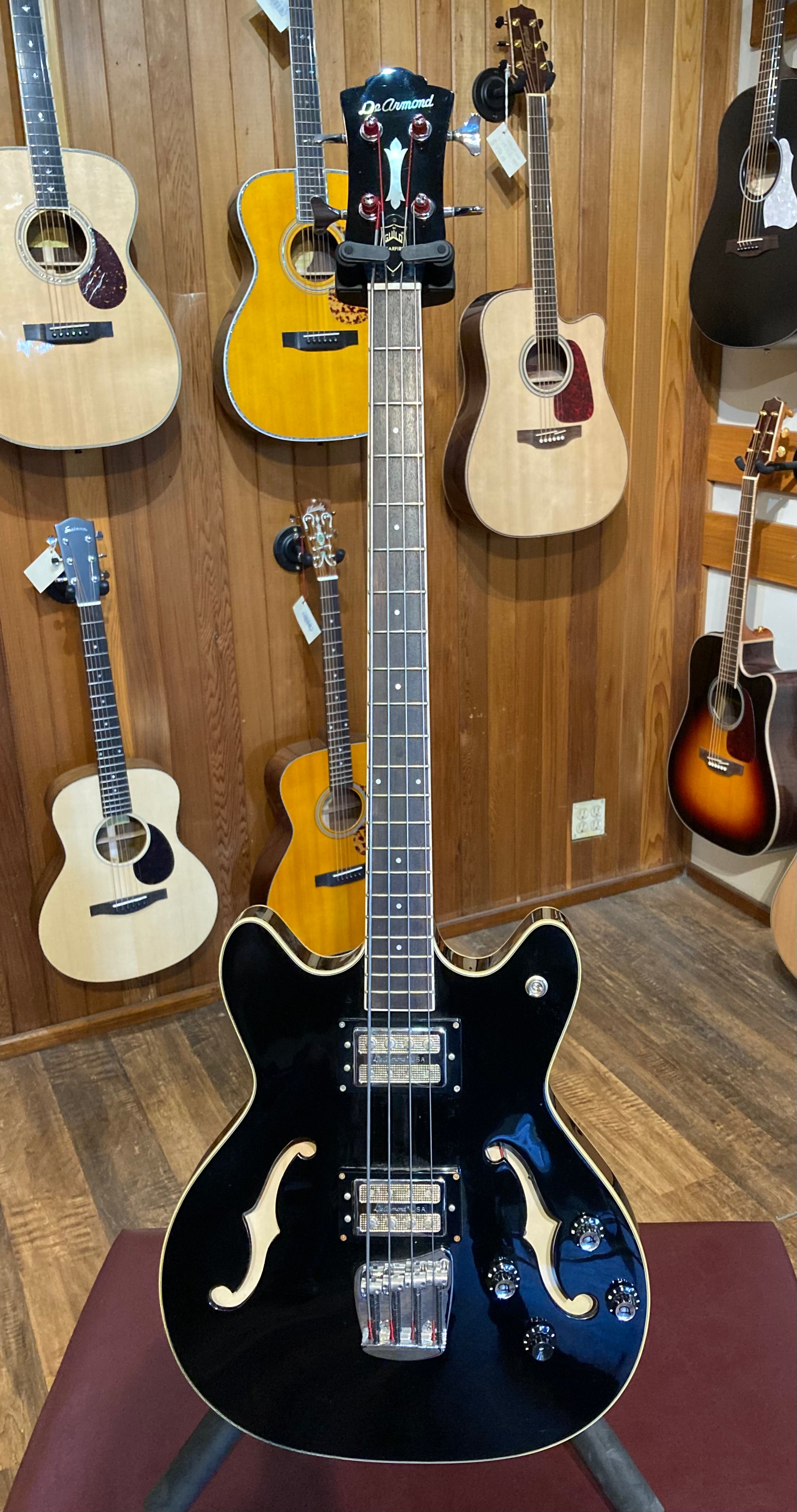 ベース DeArmond by Guild Starfire Bass DeArmond Starfire by Guild (90's) – Acoustic Music Shop