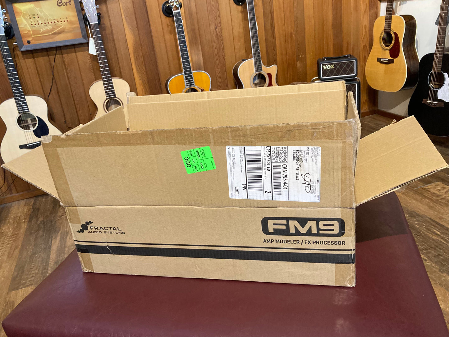 FM9 Amp Modeler / Multi-FX / Foot Controller (Used)