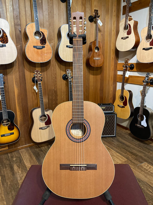 La Patrie Etude Left (Used)