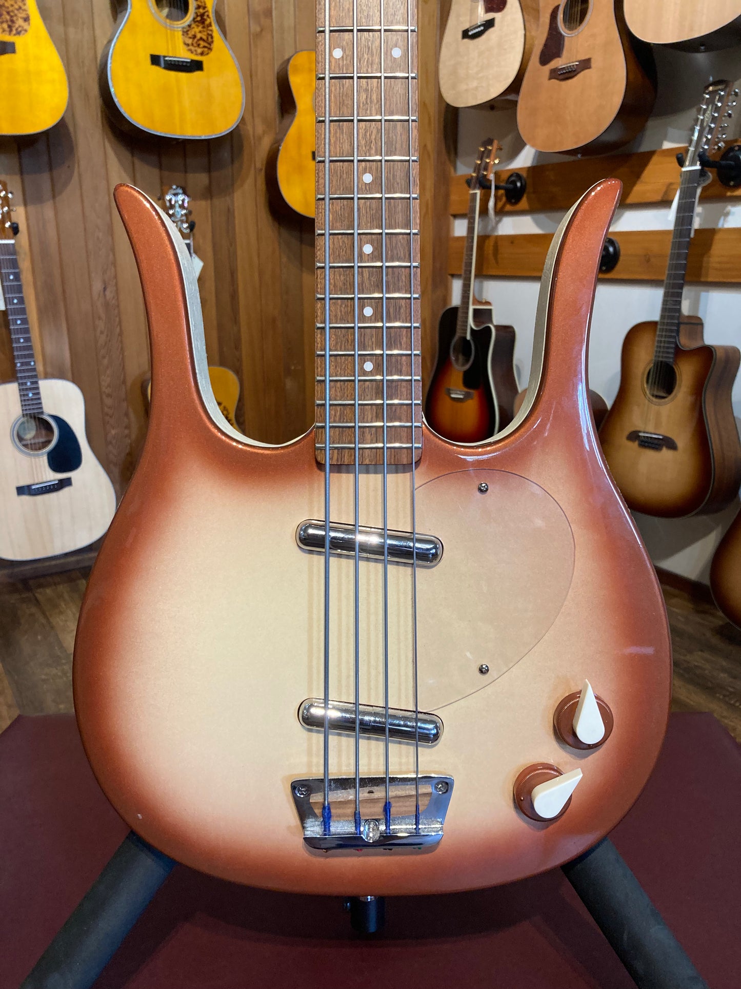 Danelectro Longhorn Bass Copper Burst (Demo)