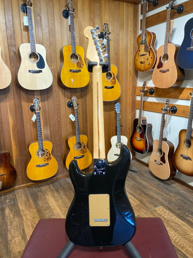 Fender American DLX Stratocaster (2005)