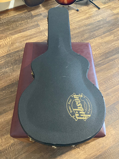 Gibson J-150 w/Case (2001)
