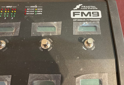 FM9 Amp Modeler / Multi-FX / Foot Controller (Used)