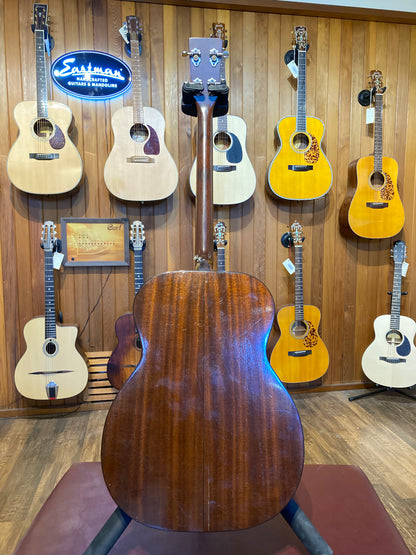 Martin 0-18T (1981)