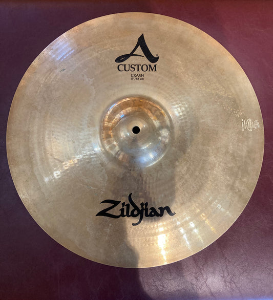 Zildjian 19" A Custom Crash (Used)
