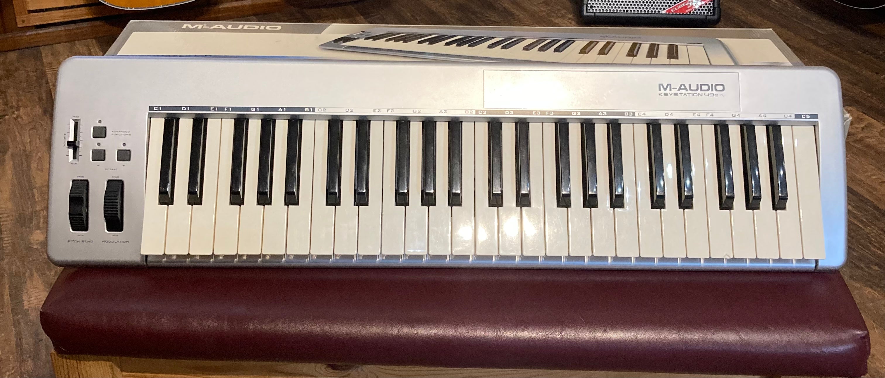 M-Audio Keystation 49e USB Midi Controller (Used) – Acoustic Music Shop