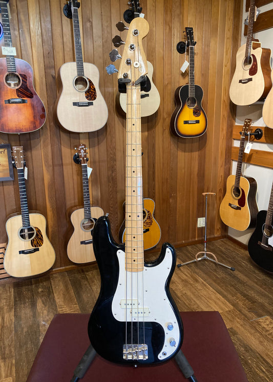 Fender Precision Bass w/Case (1983)