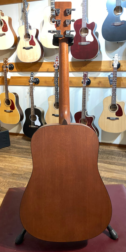 Martin D-16GT (2000)