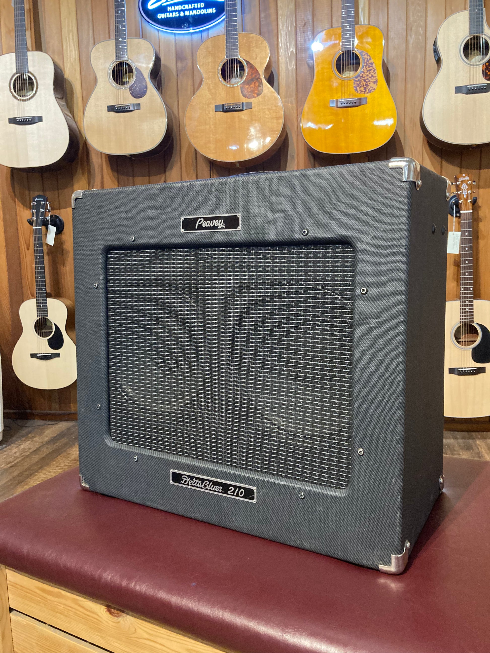 Peavey best sale blues 210