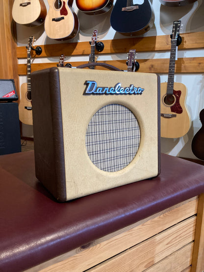 Danelectro Nifty Fifty (Used)