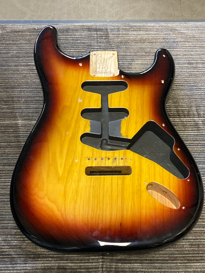 Warmoth Swamp Ash Sunburst Stratocaster Body (Used)