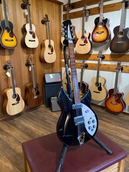 Rickenbacker 330/12 (2020)