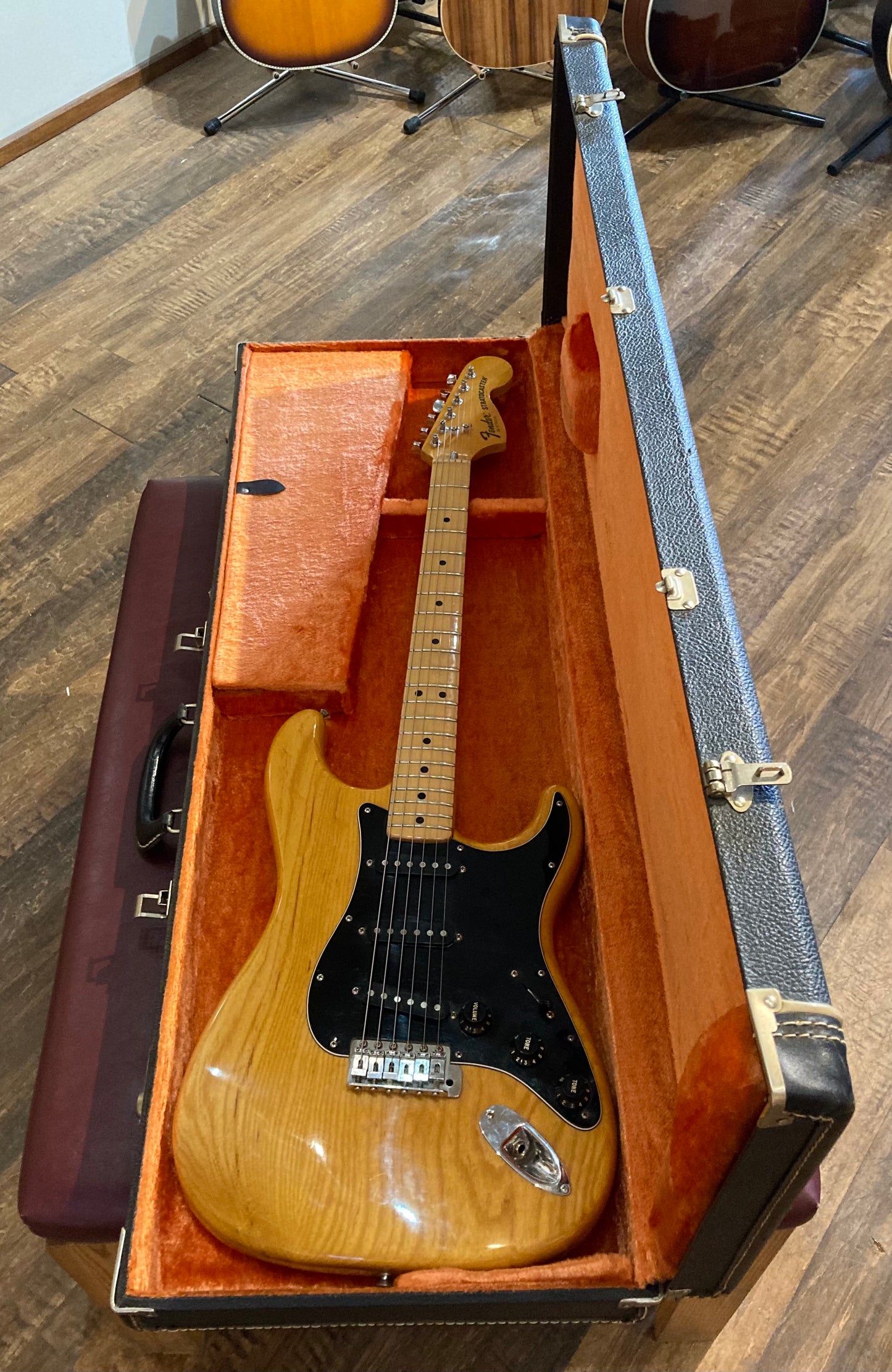 Fender Stratocaster 1977 W/OHSC