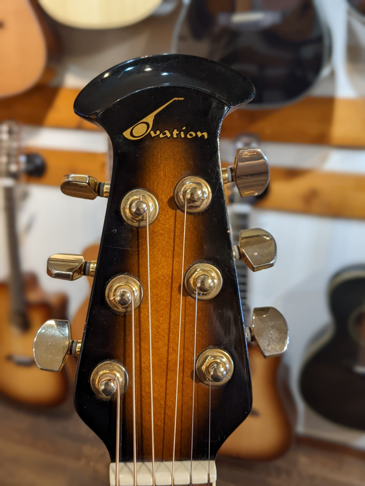 Ovation Celebrity CSAT-47 Acoustic Bowlback Guitar (Used)