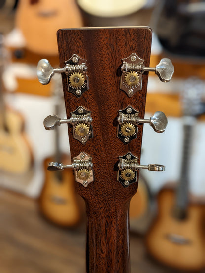 Martin 000-15M w/ Hard Shell Case (2016)