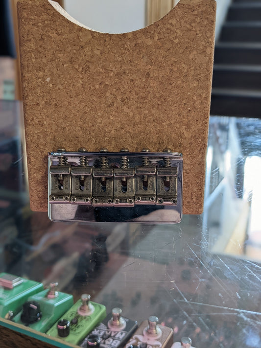 Fender 6-Saddle Vintage-Style Strat® Strings-Through-Body Hardtail (Used)