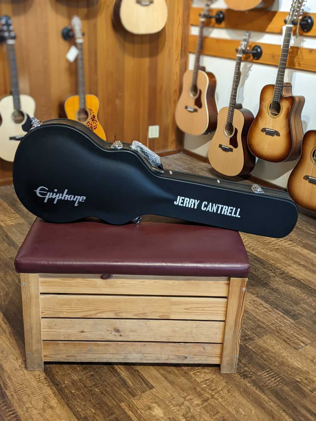 Epiphone Jerry Cantrell Wino Les Paul Custom Outfit - Dark Wine Red w/Case (Serial #21111524598)