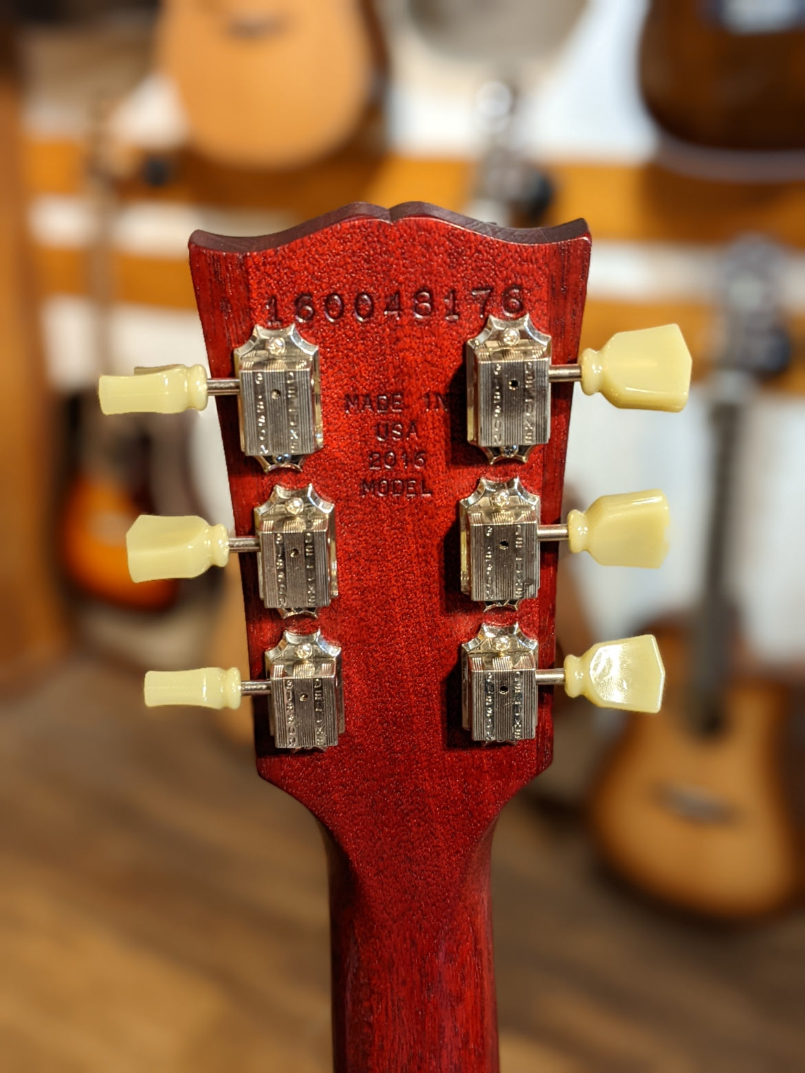 Gibson Les Paul Studio Worn Cherry w/Case (2016)