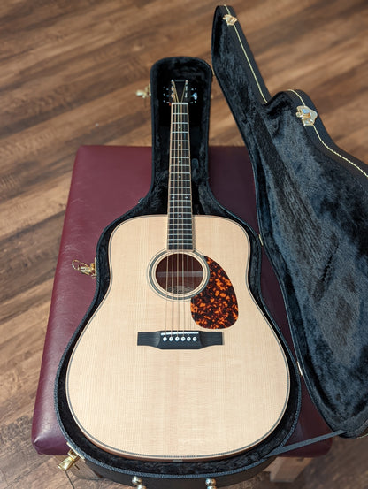 Larrivée D40 Mahogany Legacy Series Dreadnought Acoustic Guitar w/Case