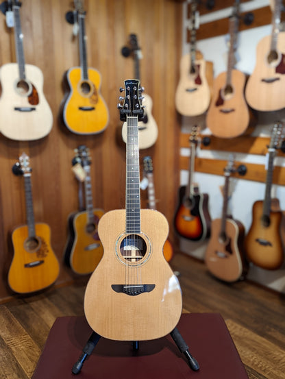 Northwood Guitars R80 14 Fret 00 Deep Body Acoustic w/Case 011422 #938